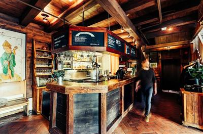 Baren på Bryggen Tracteursted