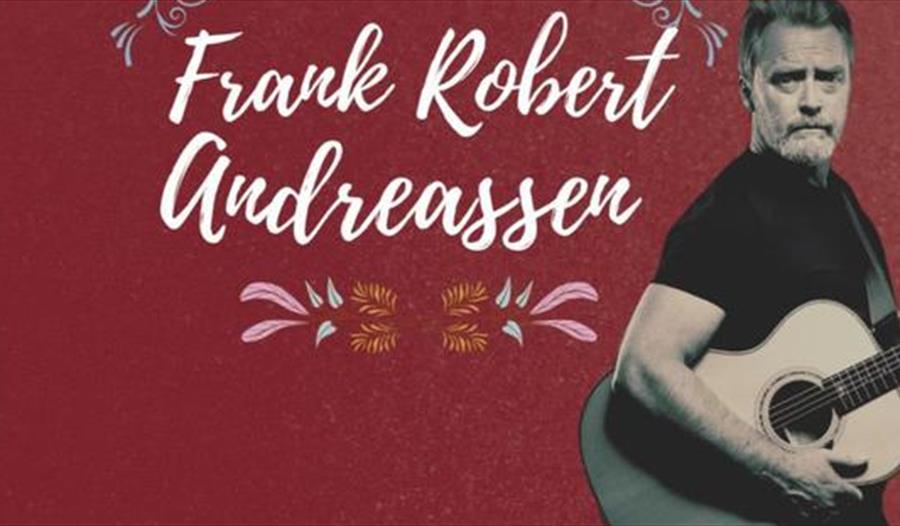 Frank Robert Andreassen med gitar