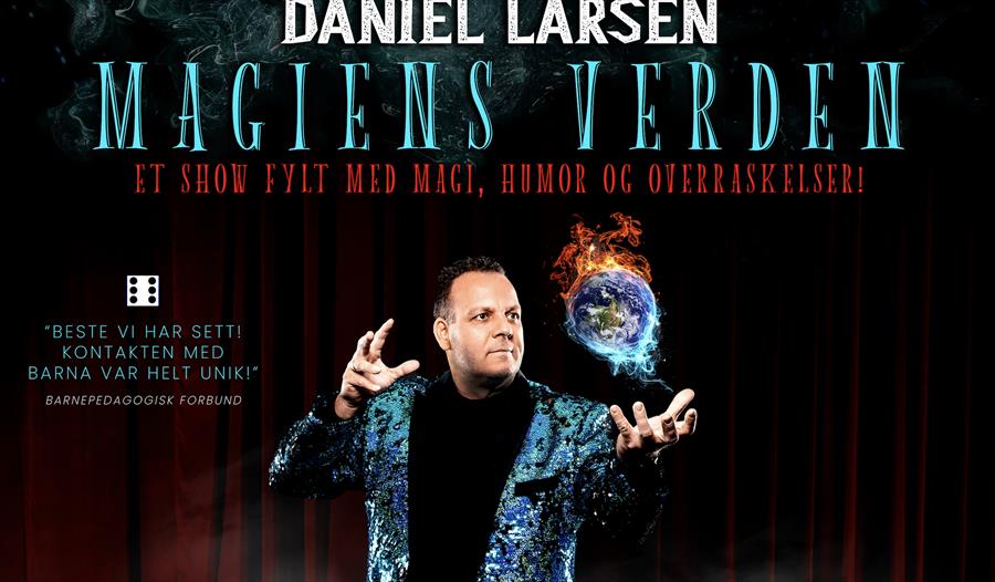 Daniel Larsen bildet med Magiens Verden skrevet på