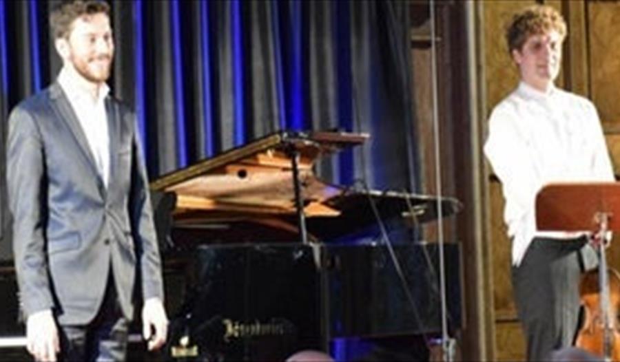 Utøvere Laurens Weinhold og Christian Sommerfelt på konserten