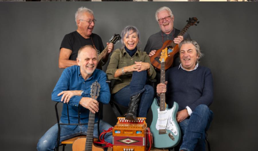 KJEREFOLK