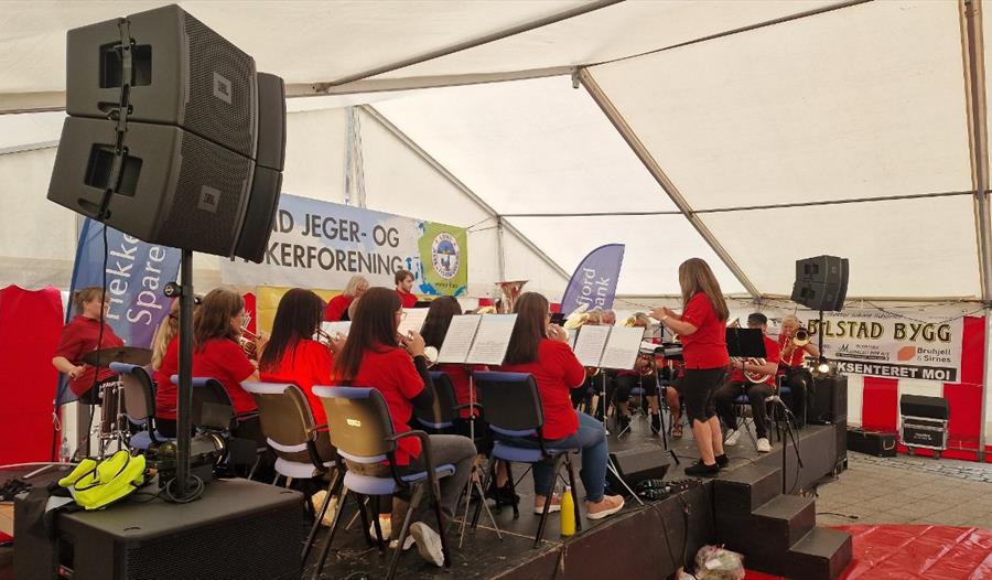 Moi Musikkorps opptrer på festivalen