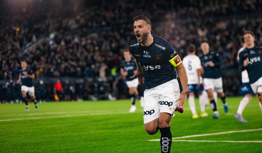 Fotballspillere fra Viking FK på Lyse Arena
