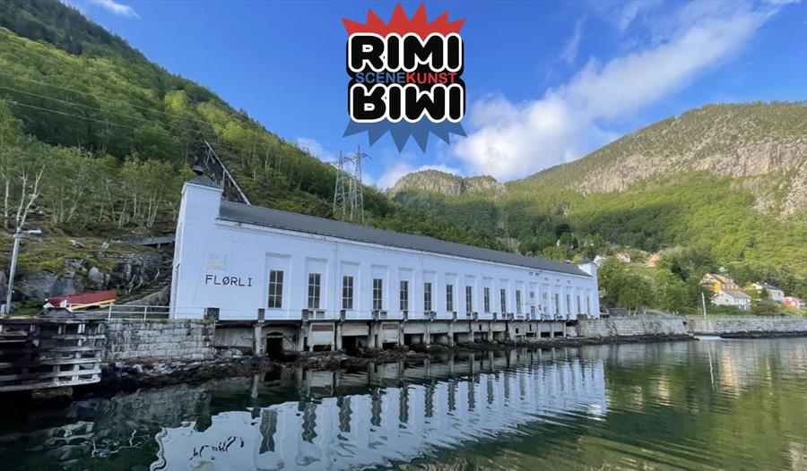 Gammel vannkraftverk i Flørli