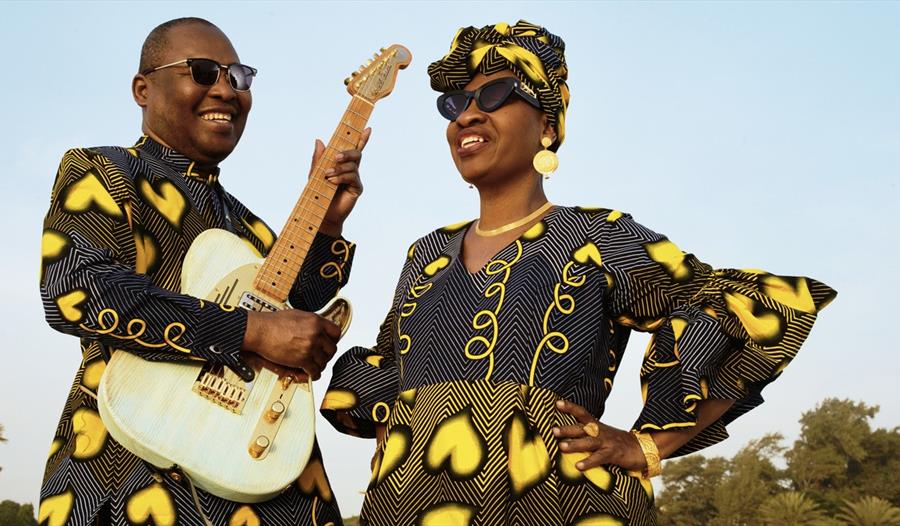 Amadou med gitar & Mariam