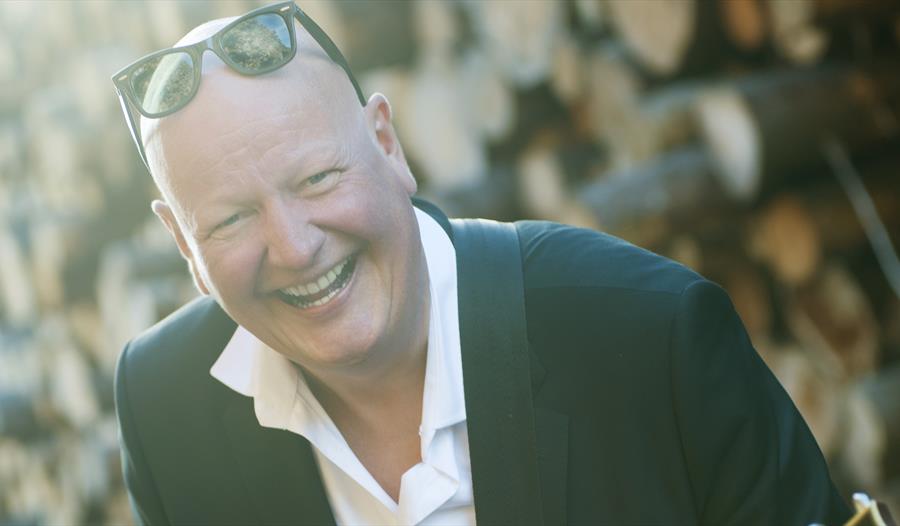 FRODE ALNÆS - ALDRI KJEDELIG!