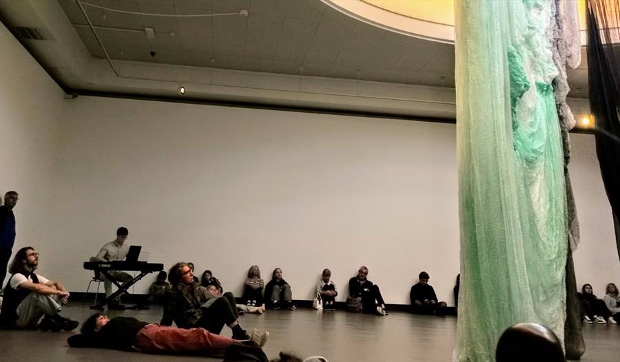 Ro i rom-konsert i Tandberg