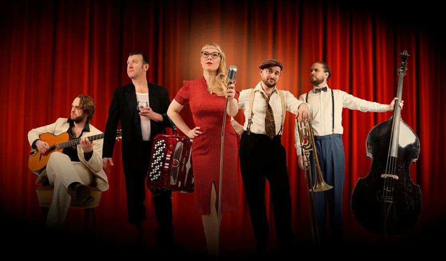 Fransk orkester på scenen