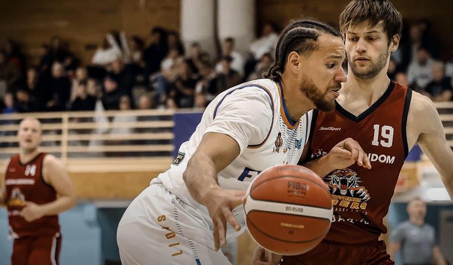 Sluttspillet - Seminfinale 1 Fyllingen Lions vs. Centrum Tigers