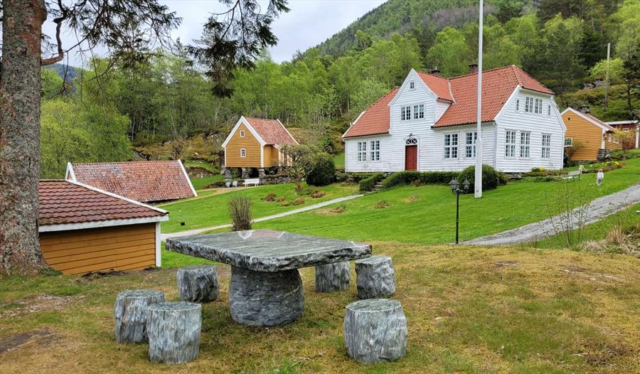 Engevik Gaard