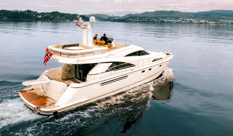 Fairline Squadron 58
