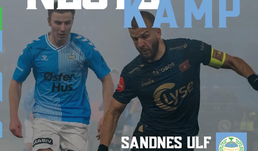 To fotballspiller fra Sandnes Ulf og Viking på fotballbane
