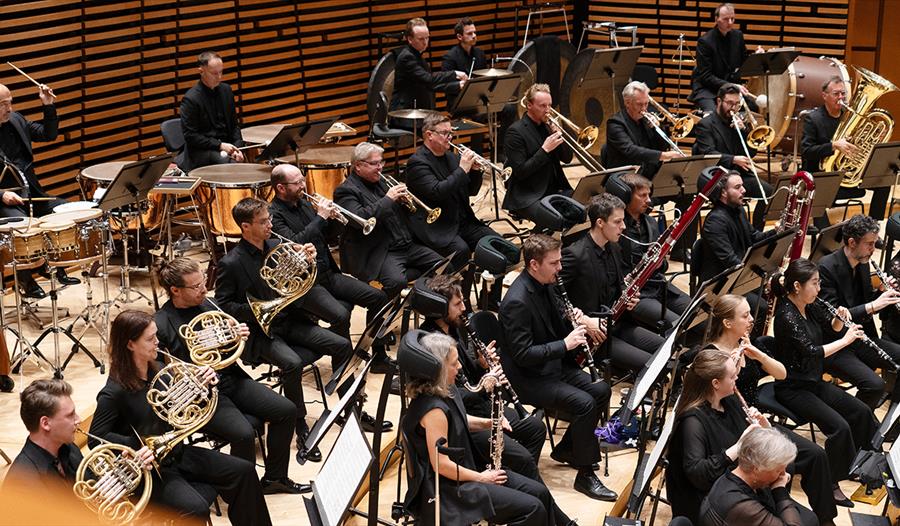 Stavanger Symfoniorkester spiller på konserten