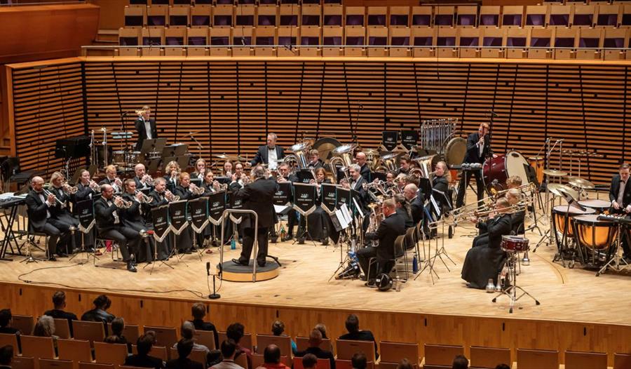 Stavanger Brass Band på scenen