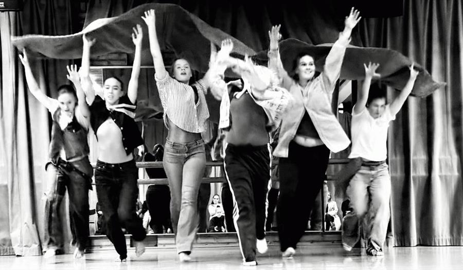 TaDa Regionale Ungdomskompani på vårforestilling