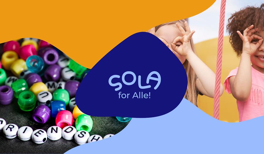 To barn, brettspill, Sola for Alle skrevet på annonse.