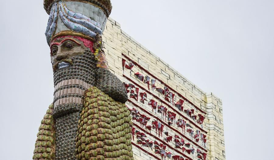 Skulptur The invisible enemy should not exist (Lamassu of Nineveh)