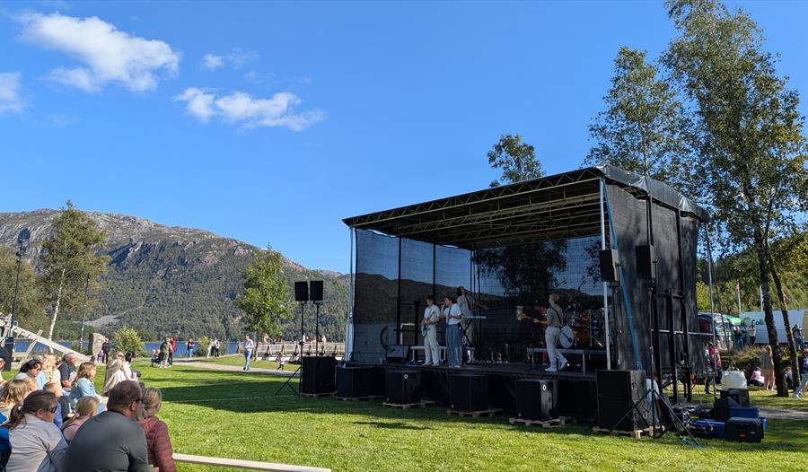 Sommerfest i kulturparken på Vikeså