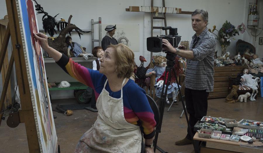 Utsnitt fra filmen - Paula Rego tegner