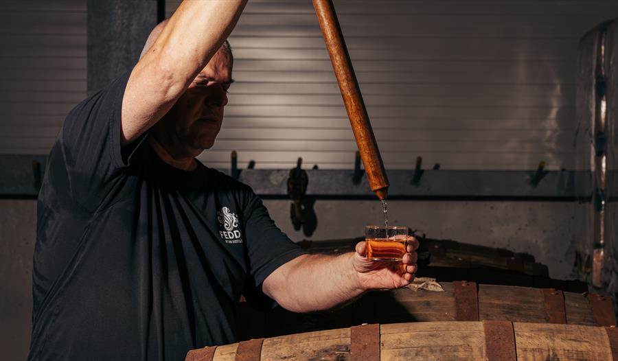 FEDDIE DISTILLERY TOUR