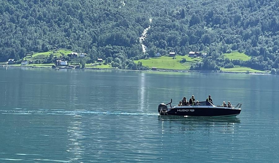 Luster Fjordhytter - Båtutleige