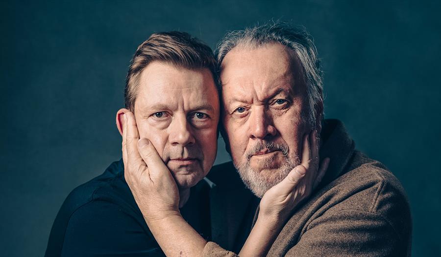 Bjørn Eidsvåg og Bjarte Tjøstheim