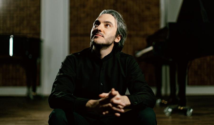 Alexander Gadjiev