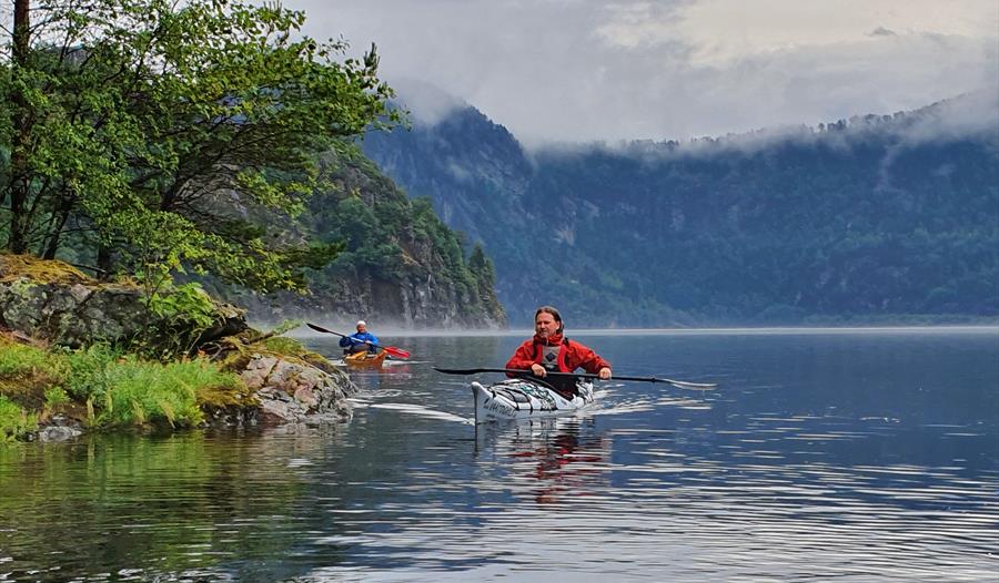 Kurs i havpadling med kajakk