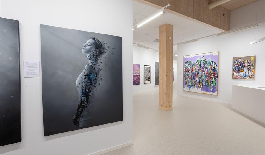 Innsiden av galleriet