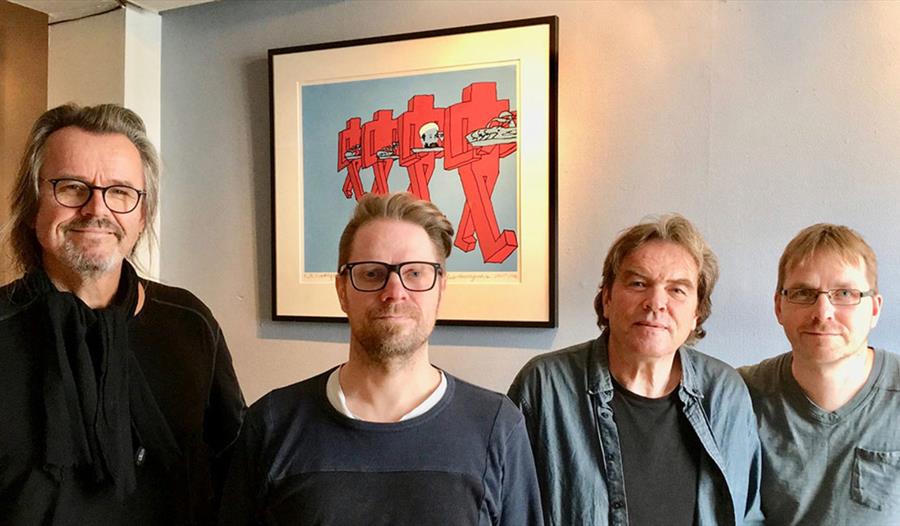 VOKSNE HERRERS ORKESTER