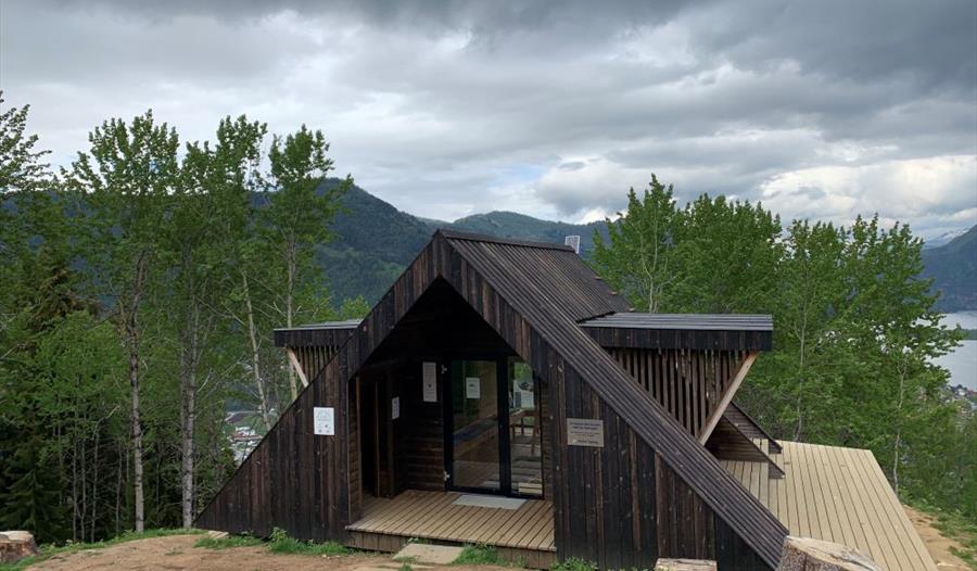 Dagsturhytta i Sogndal - Stedjestova