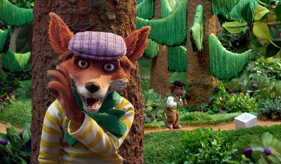 DYRENE I HAKKEBAKKESKOGEN