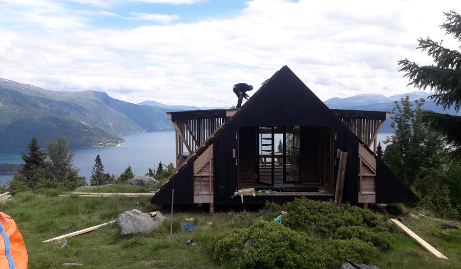 Dagsturhytta i Balestrand, Balabu