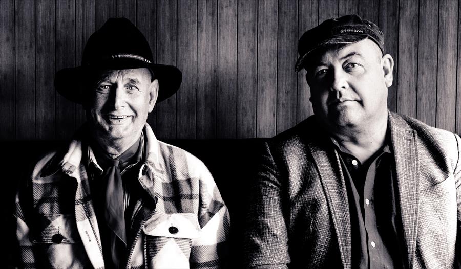 Elias Akselsen & Stian Carstensen