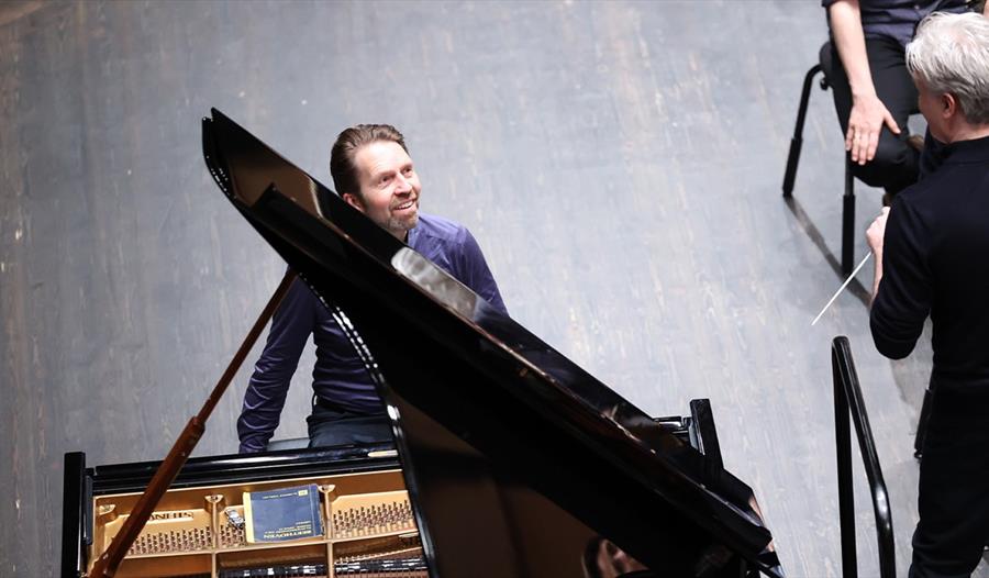 Leif Ove Andsnes & Edward Gardner