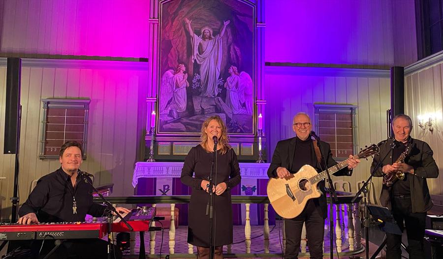 Julekonsert i Fjell kyrkje