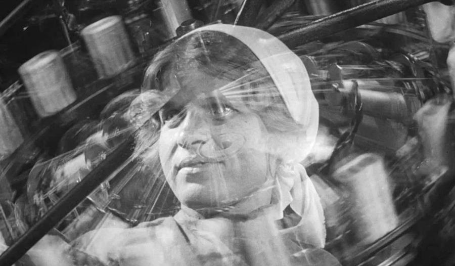 MANNEN MED FILMKAMERAET