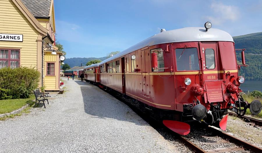 Gamle Vossebanen - veterantog med motorvogn