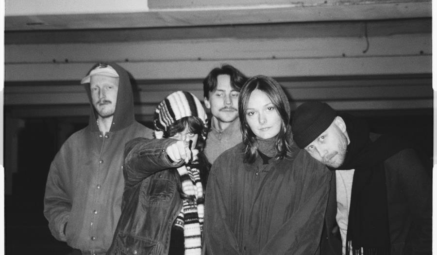 Future Nostalgia + Bundy Bunch