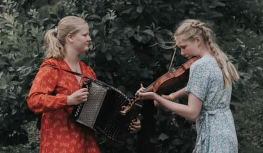 Silje og Anna Margrete