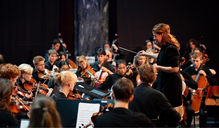 Norsk Ungdomssymfoniorkester Stavanger spiller på konserten