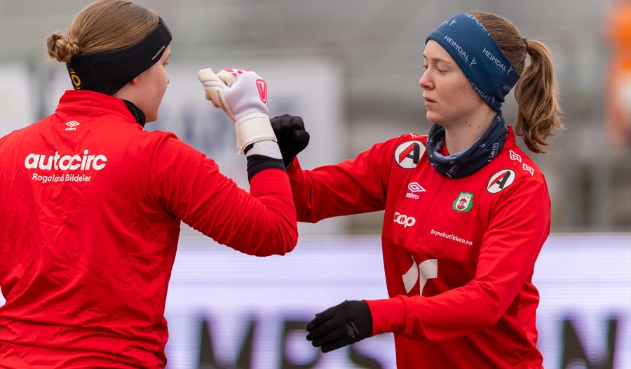 Bilde av noen spillere fra Bryne FK