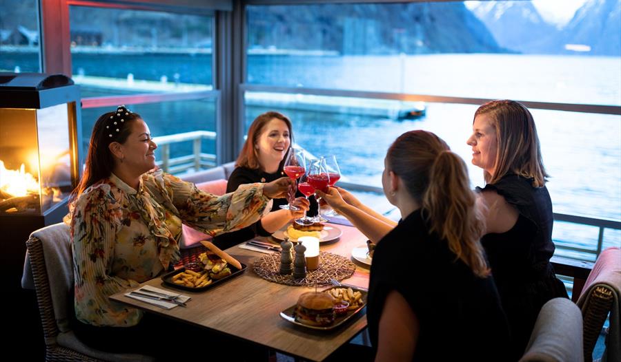 Flåm Marina Terrace