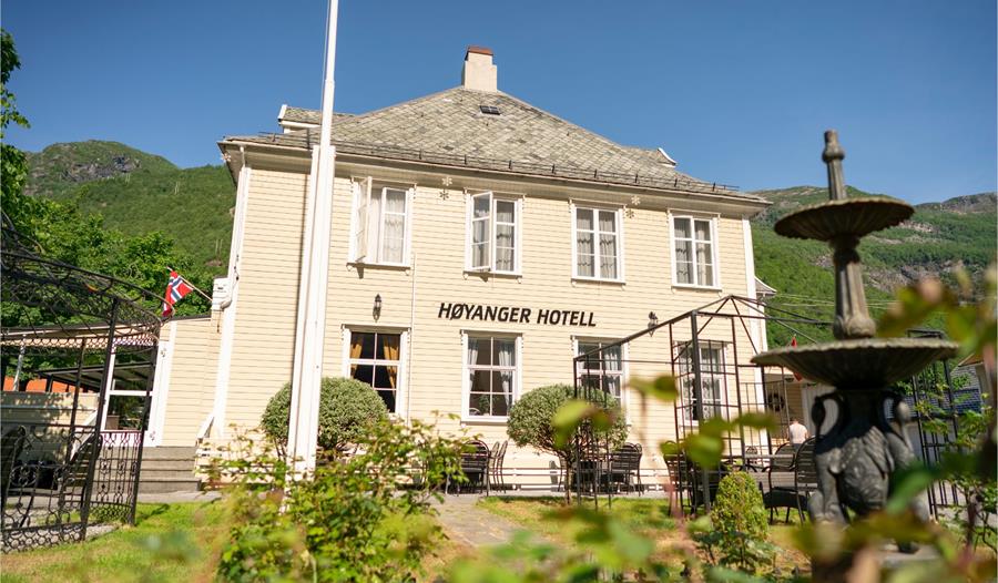 Eides Hotell, Høyanger