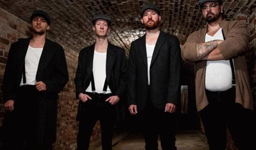 Bilde av Dogs Offended-bandet.