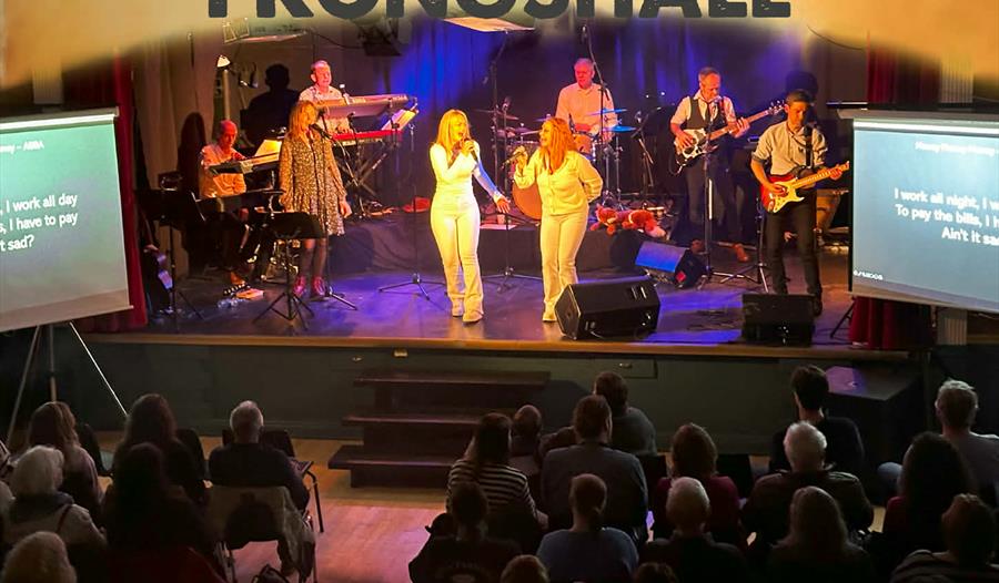 På grenså te allsong