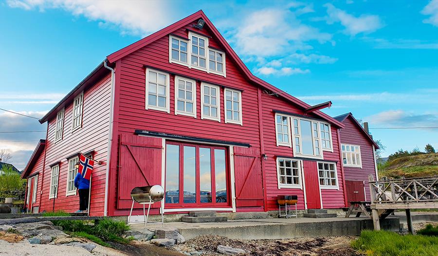 Hallvardsnaustet