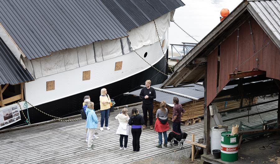 Omvising på Hardanger fartøyvernsenter i sommar