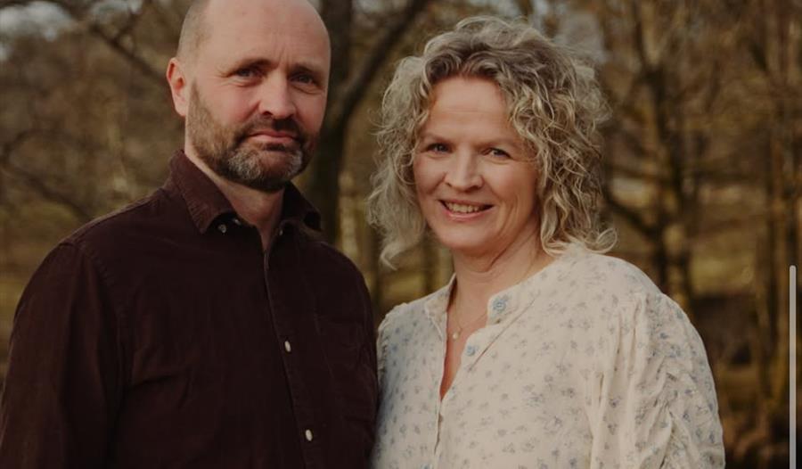 Skreiaften med intimkonsert med ekteparet Landmark