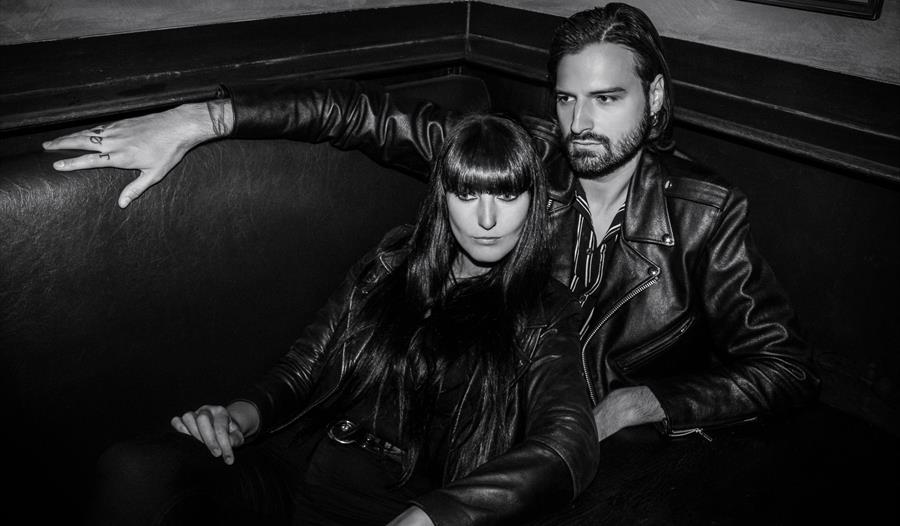 Ultra Sunn og Darkdome